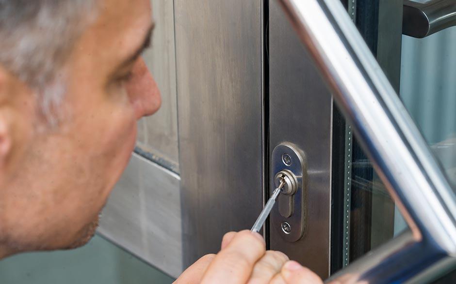 service serrurier prix changement serrure Clamart